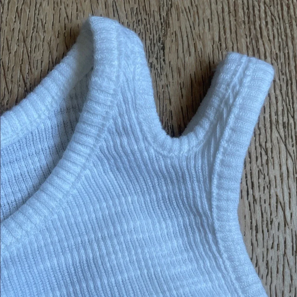 Old Navy Girls Ribbed Tank‎ Top Bundle Coral White Cutout Shoulder Size M 8 2pk